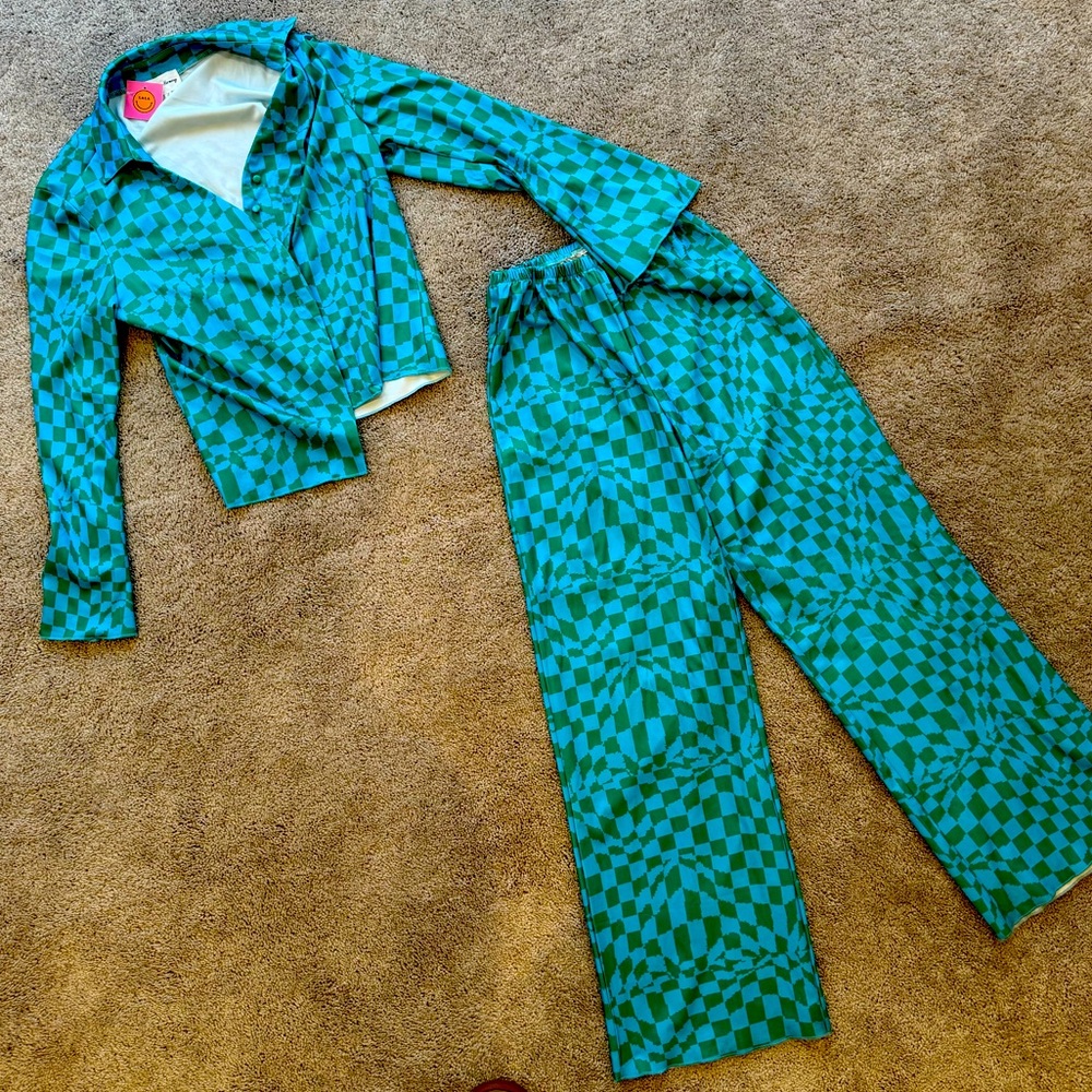 Limited edition dressed in Lala matching set